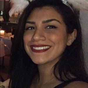 Meet your Posher, Anali